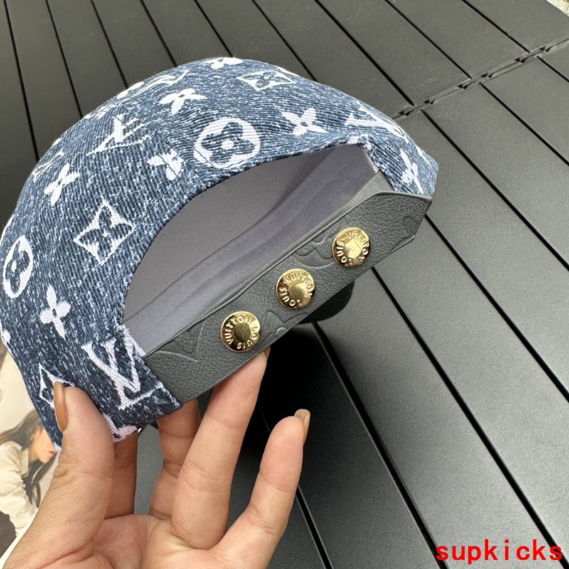 Louis Vuitton Luxury Cap