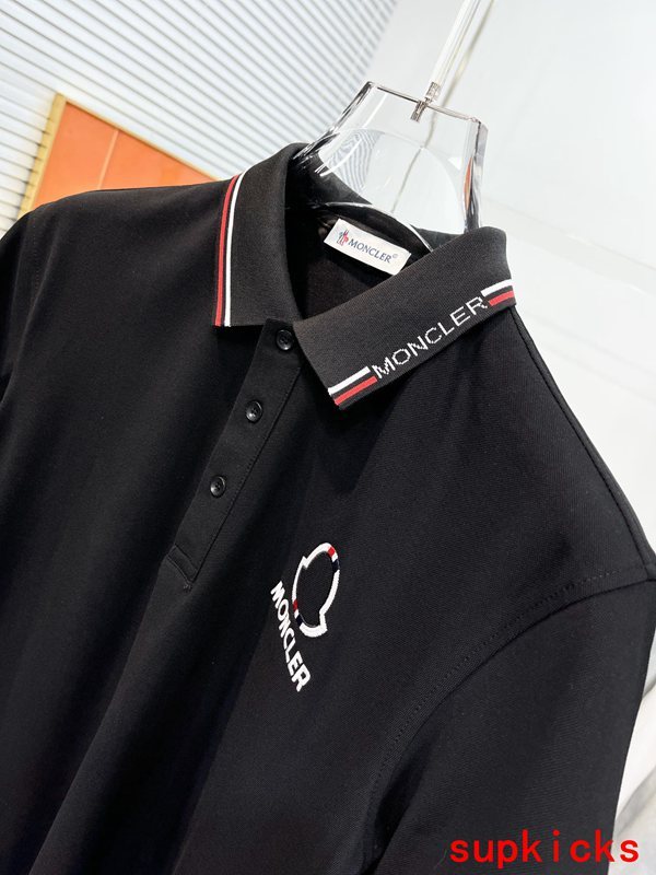 Moncler Luxury Cloth