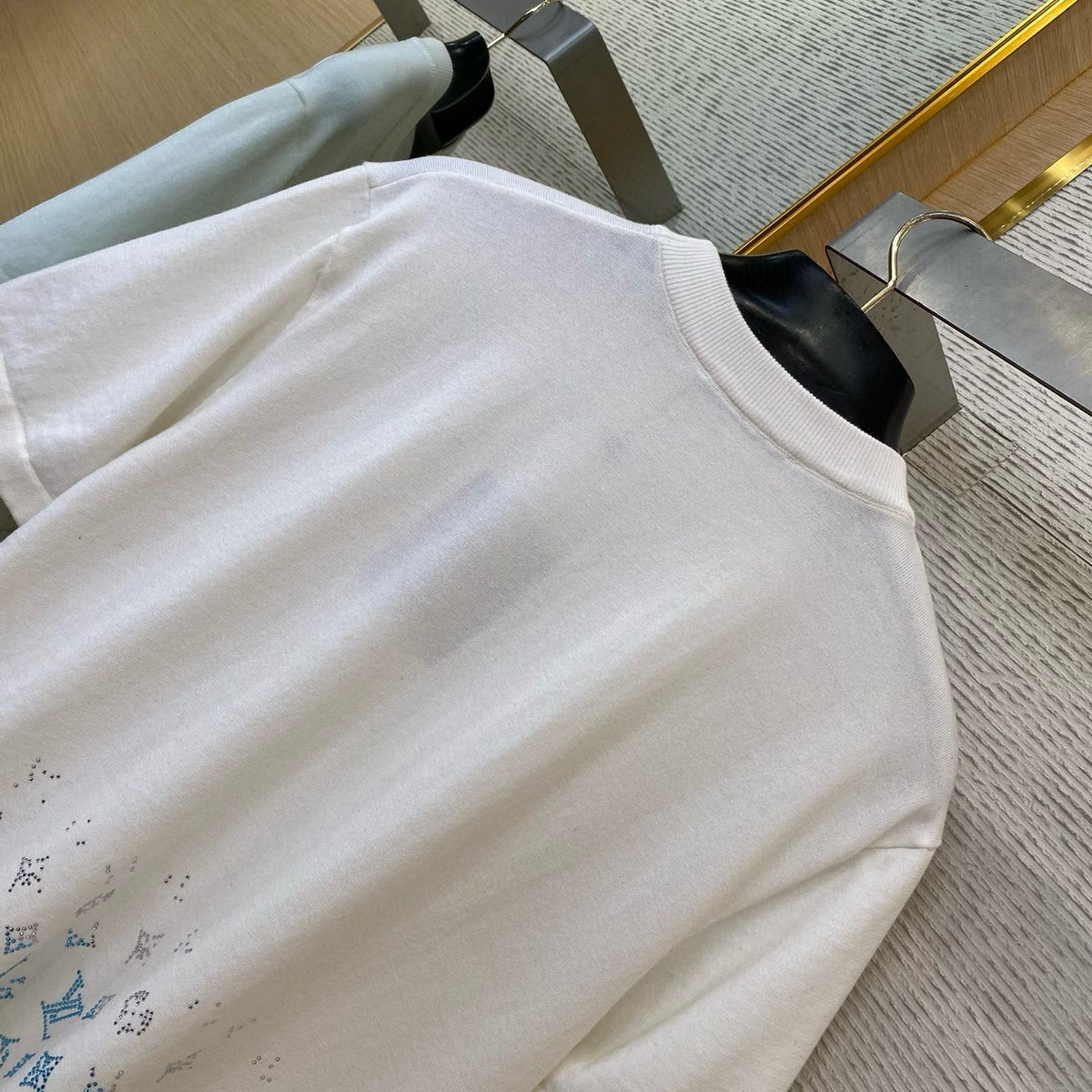 LOU T-SHIRT