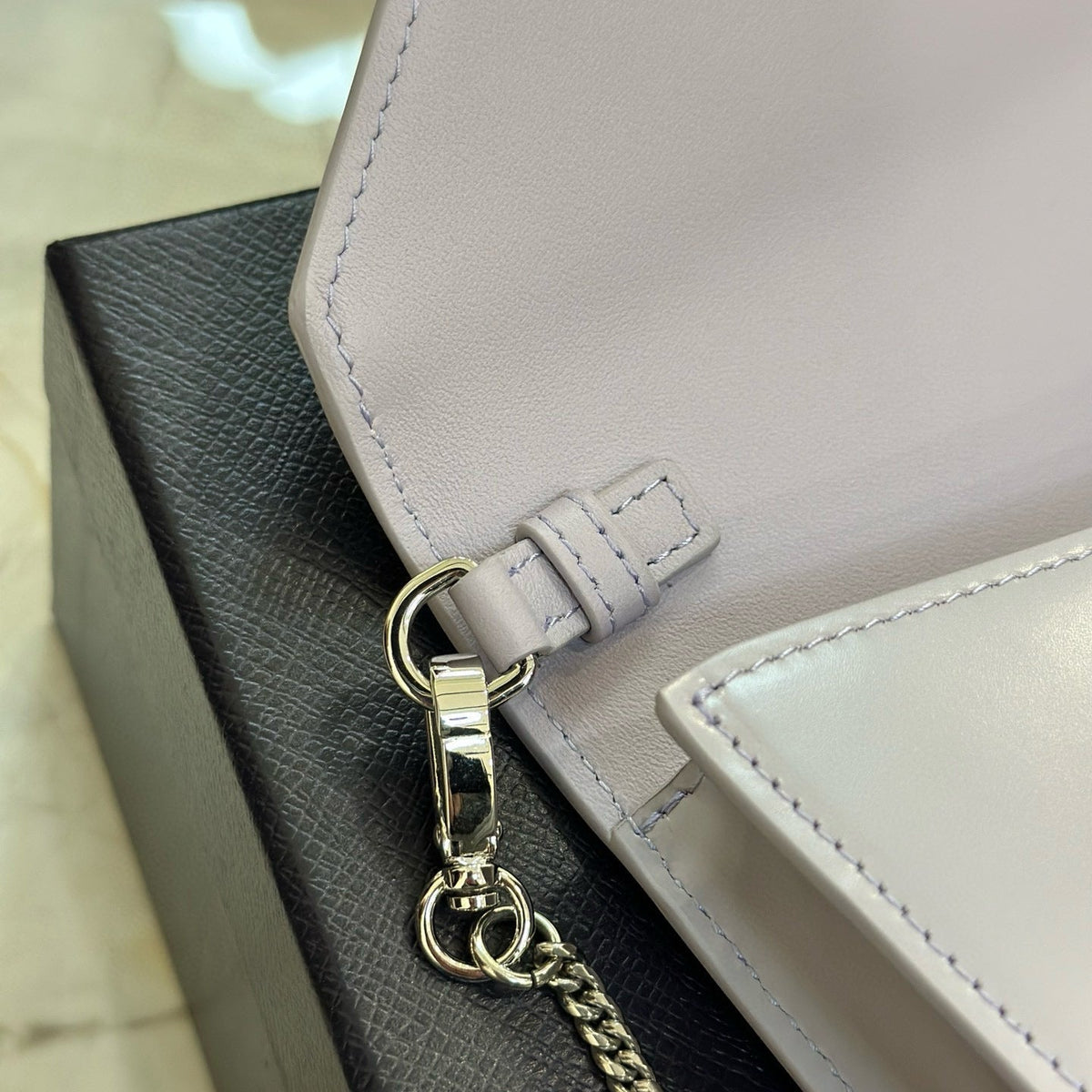 PD TRIANGLE LOGO BUFFED SHOULDER BAG