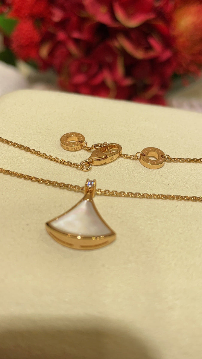 BVLG NECKLACE