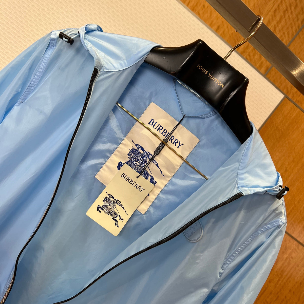 BBR WINDBREAKER