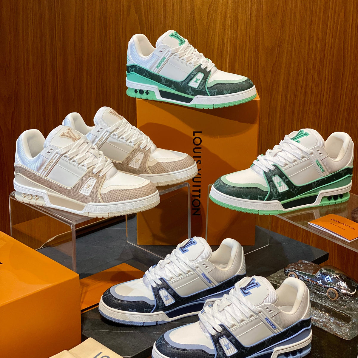 LOU TRAINERS