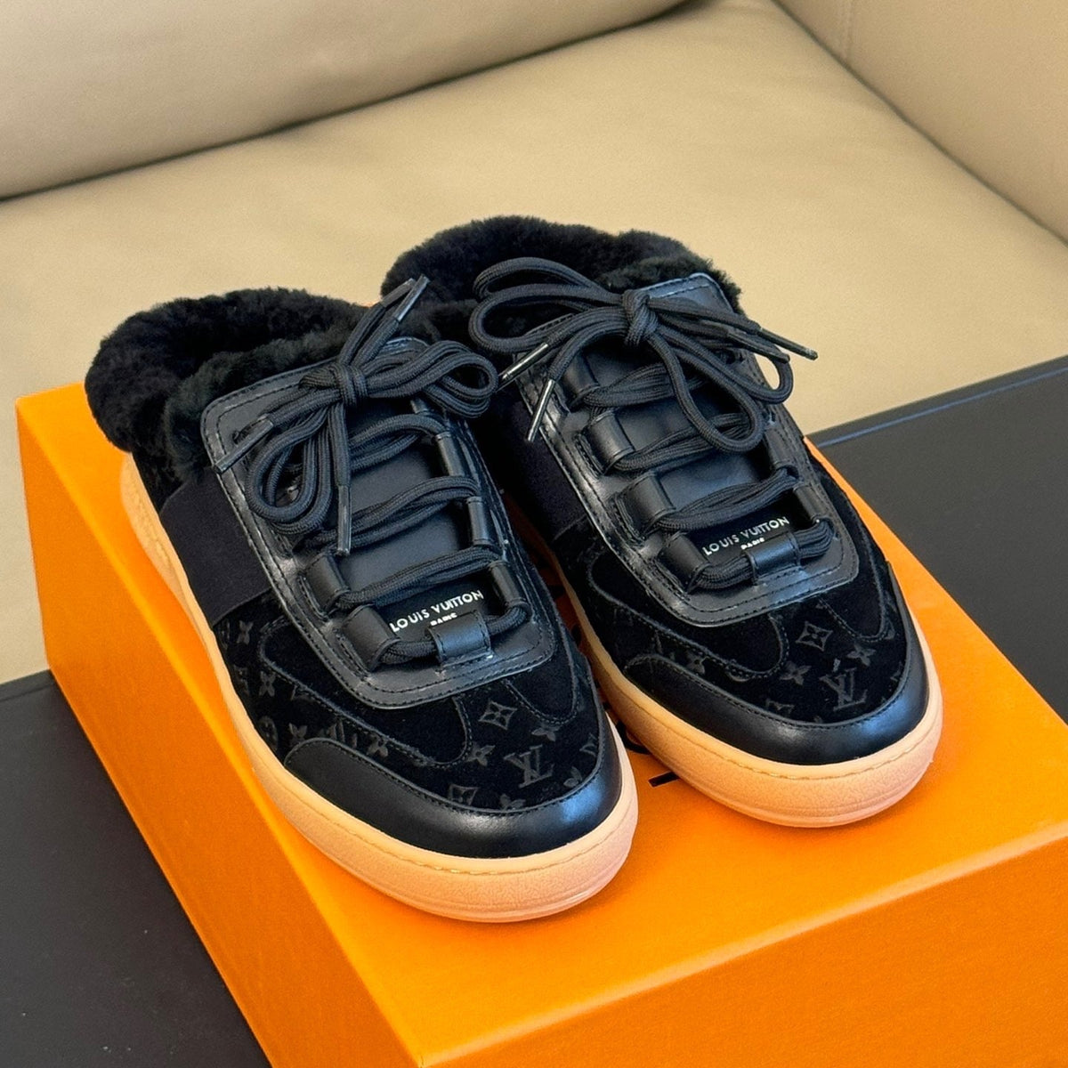 LOU OPEN BACK SNEAKERS