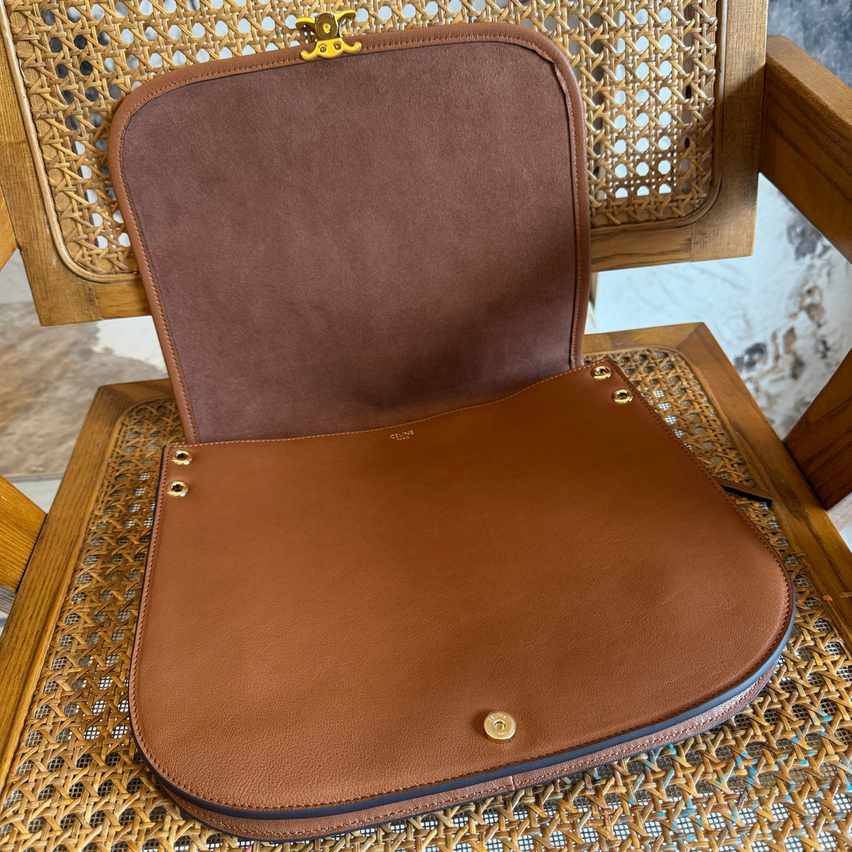 CEL TRIOMPHE BESACE BAG