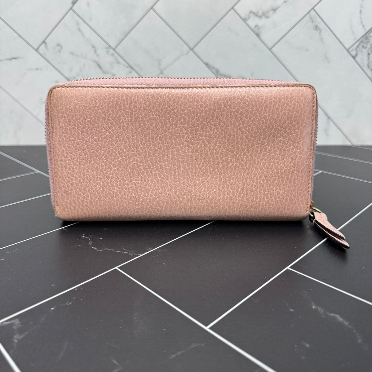 Gucci Pink Marmont Leather Zippy Wallet