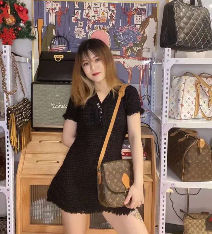 LOV2 Bags - Luxurious Bags  622