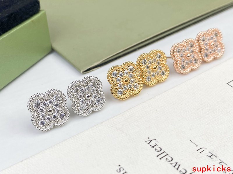 Van Cleef & Arples Jewelry