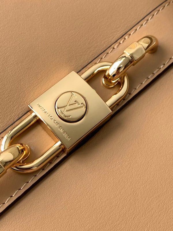 LOV2 Bags - Luxurious Bags  935