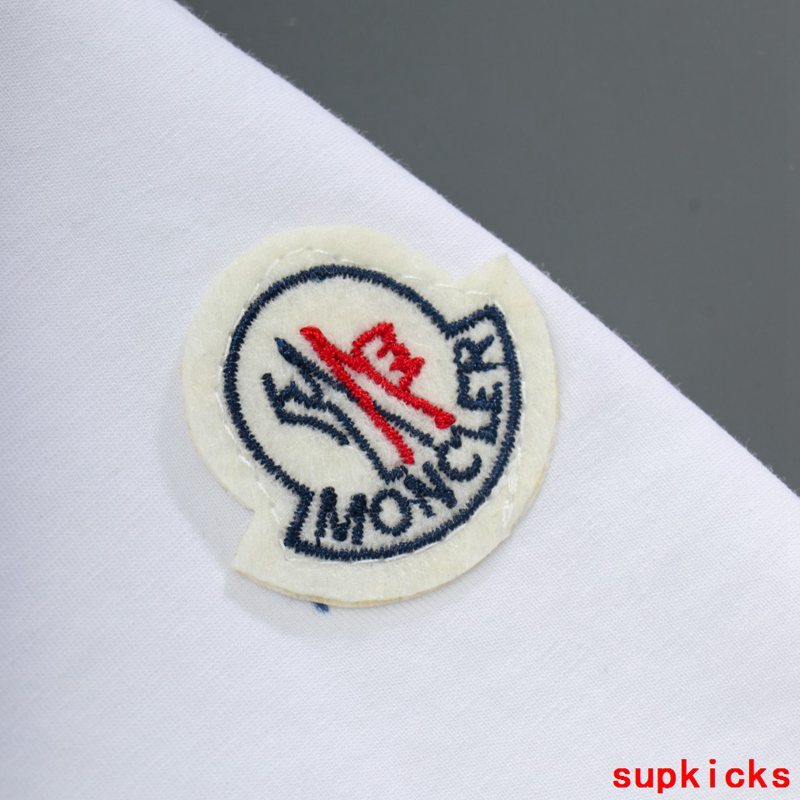 Moncler Luxury Cloth