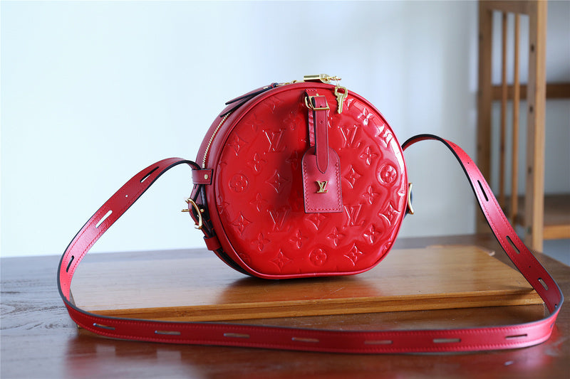 I W Fashion Lu-Vi bags - 8331