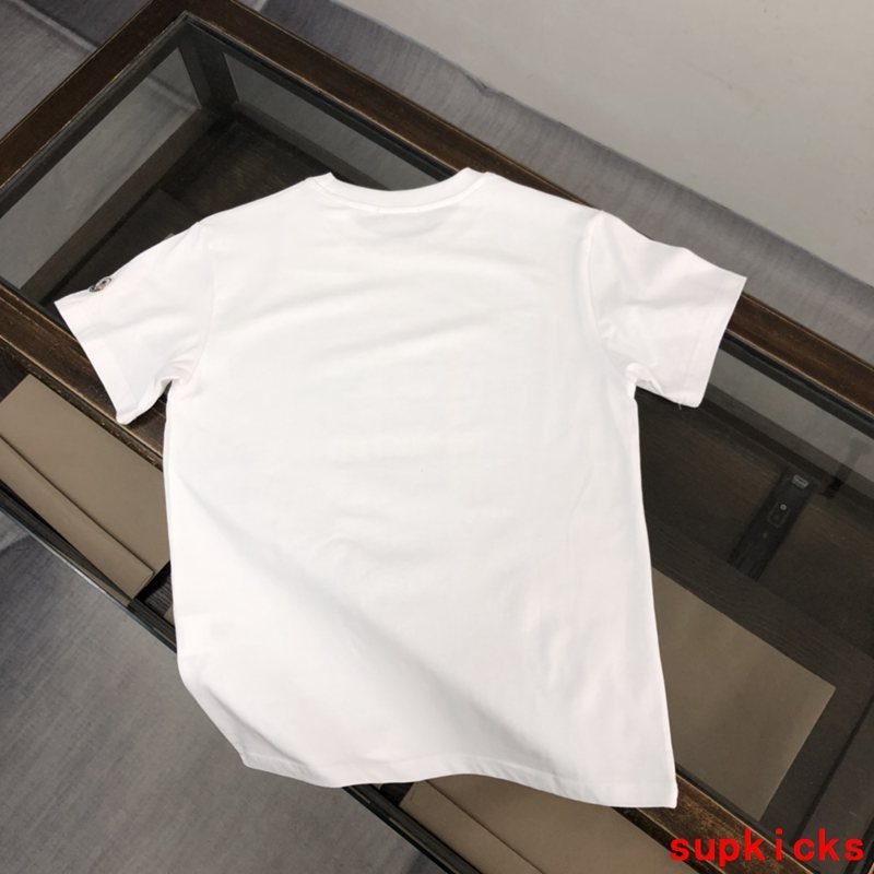 Moncler Luxury Cloth