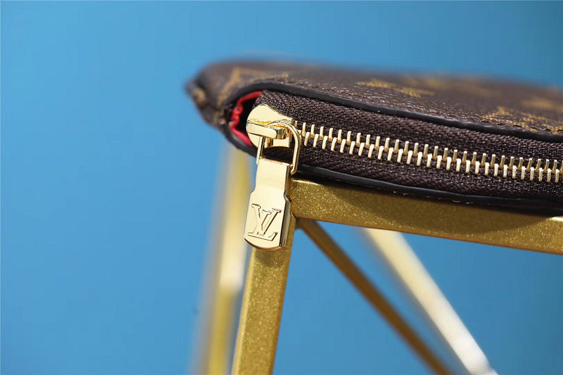 I W Fashion Lu-Vi bags - 9182