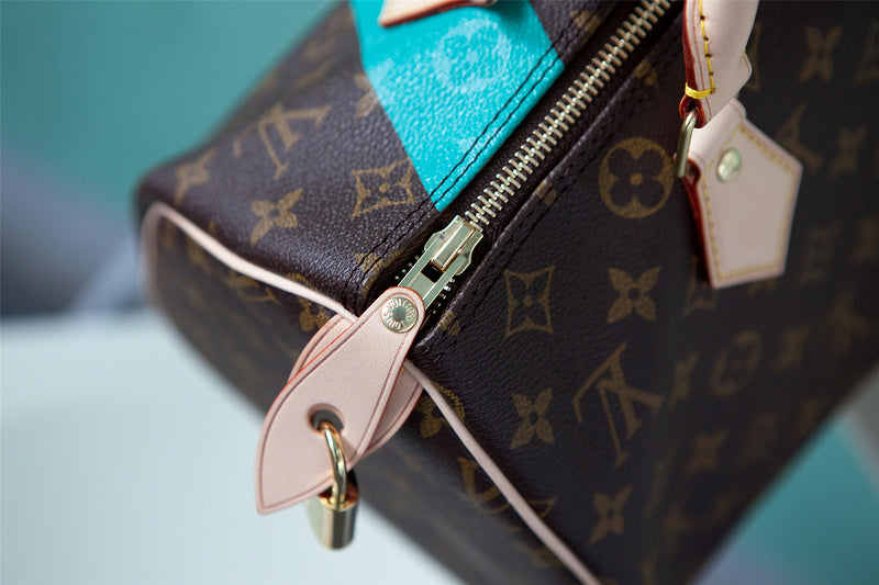 I W Fashion Lu-Vi bags - 8184