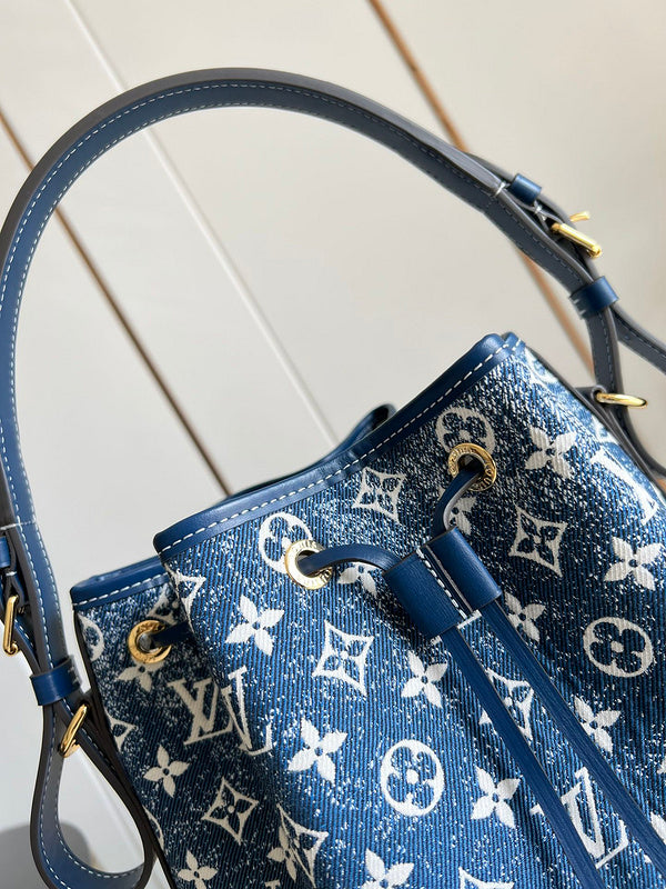 I W Fashion Lu-Vi bags - 17069