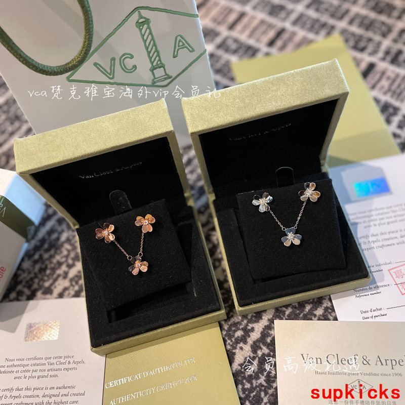 Van Cleef & Arples Jewelry