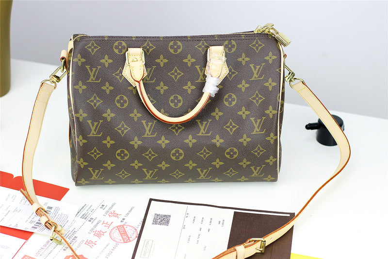 I W Fashion Lu-Vi bags - 8175