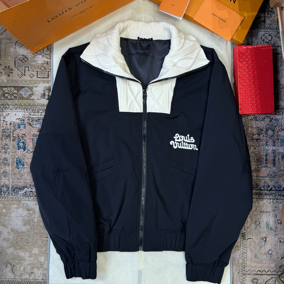 LOU JACKET