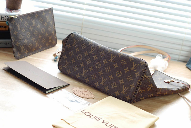 I W Fashion Lu-Vi bags - 8101