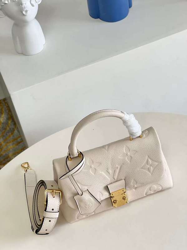 LOV2 Bags - Luxurious Bags  583