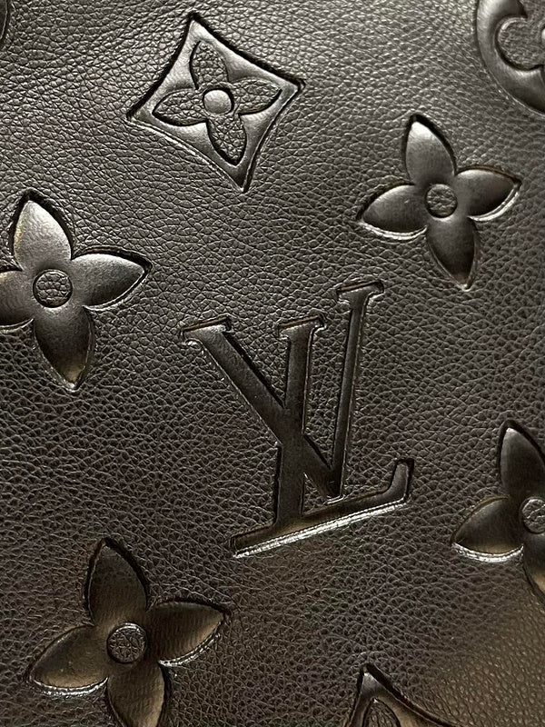 Louis Vuittion Luxury Clothes