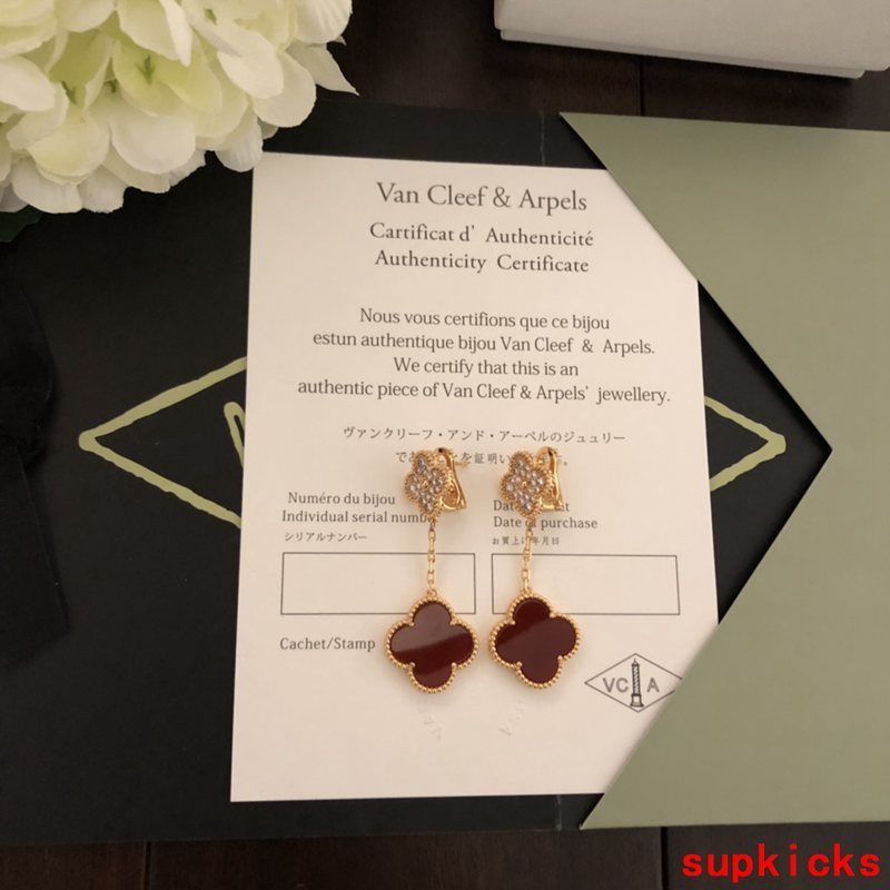 Van Cleef & Arples Jewelry