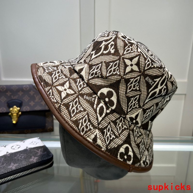 Louis Vuitton Luxury Cap
