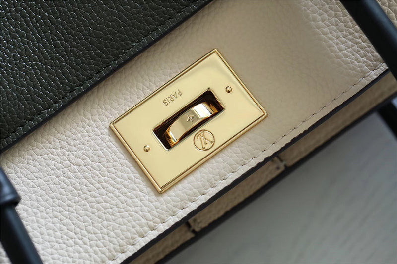 I W Fashion Lu-Vi bags - 8628