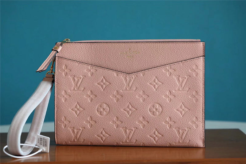 I W Fashion Lu-Vi bags - 9029