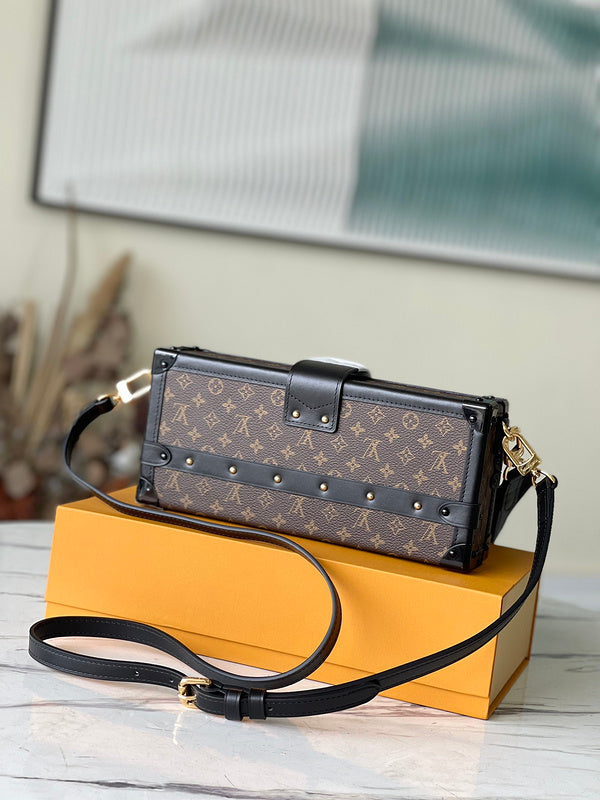 I W Fashion Lu-Vi Bags - 16672