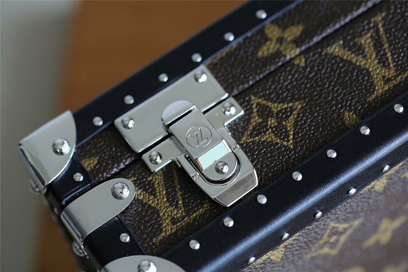 I W Fashion Lu-Vi bags - 10188