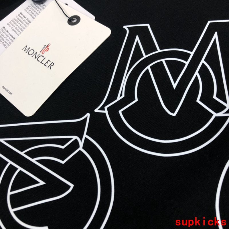 Moncler Luxury Cloth