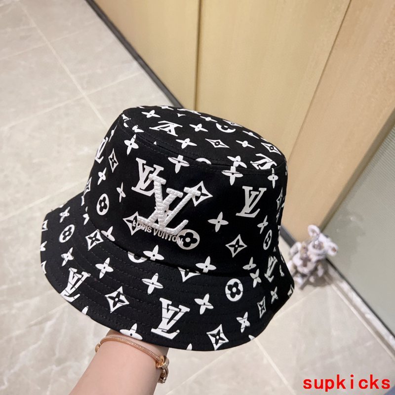 Louis Vuitton Luxury Cap