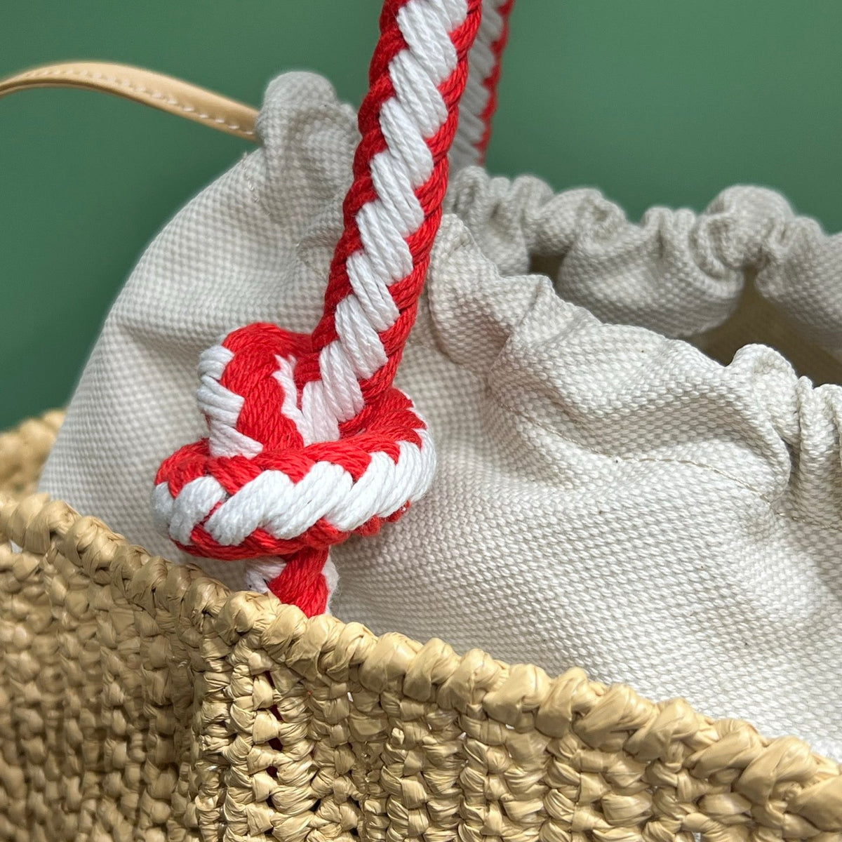 PD RAFFIA CROCHET BAG