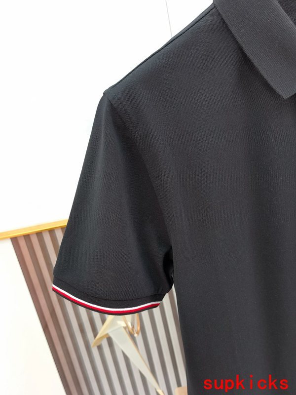 Moncler Luxury Cloth