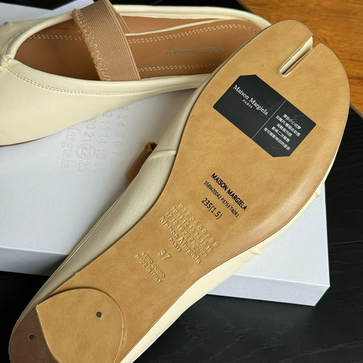 MAISON M TABI BALLET FLATS