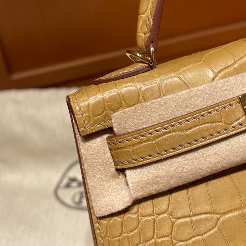 PHA - HMS Bags - 1325