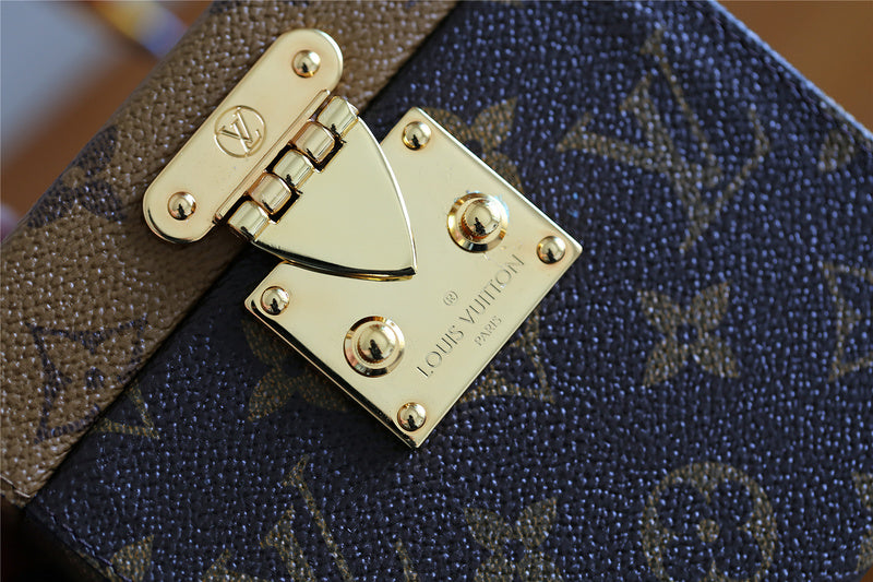 I W Fashion Lu-Vi bags - 9401