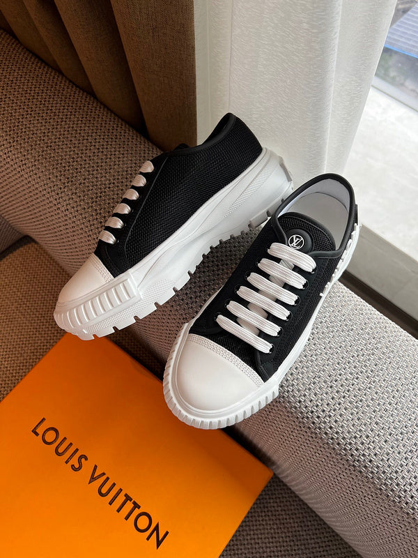 Louis Vuittion Luxury Shoes