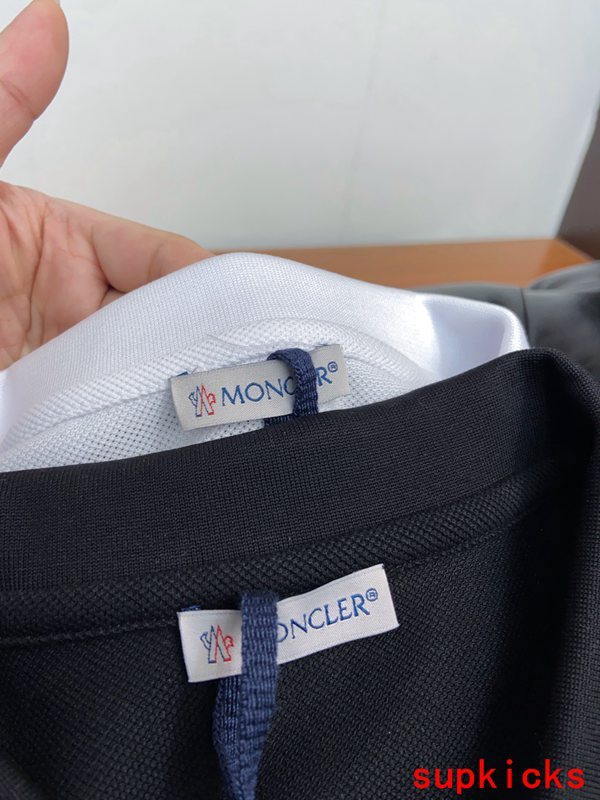 Moncler Luxury Cloth