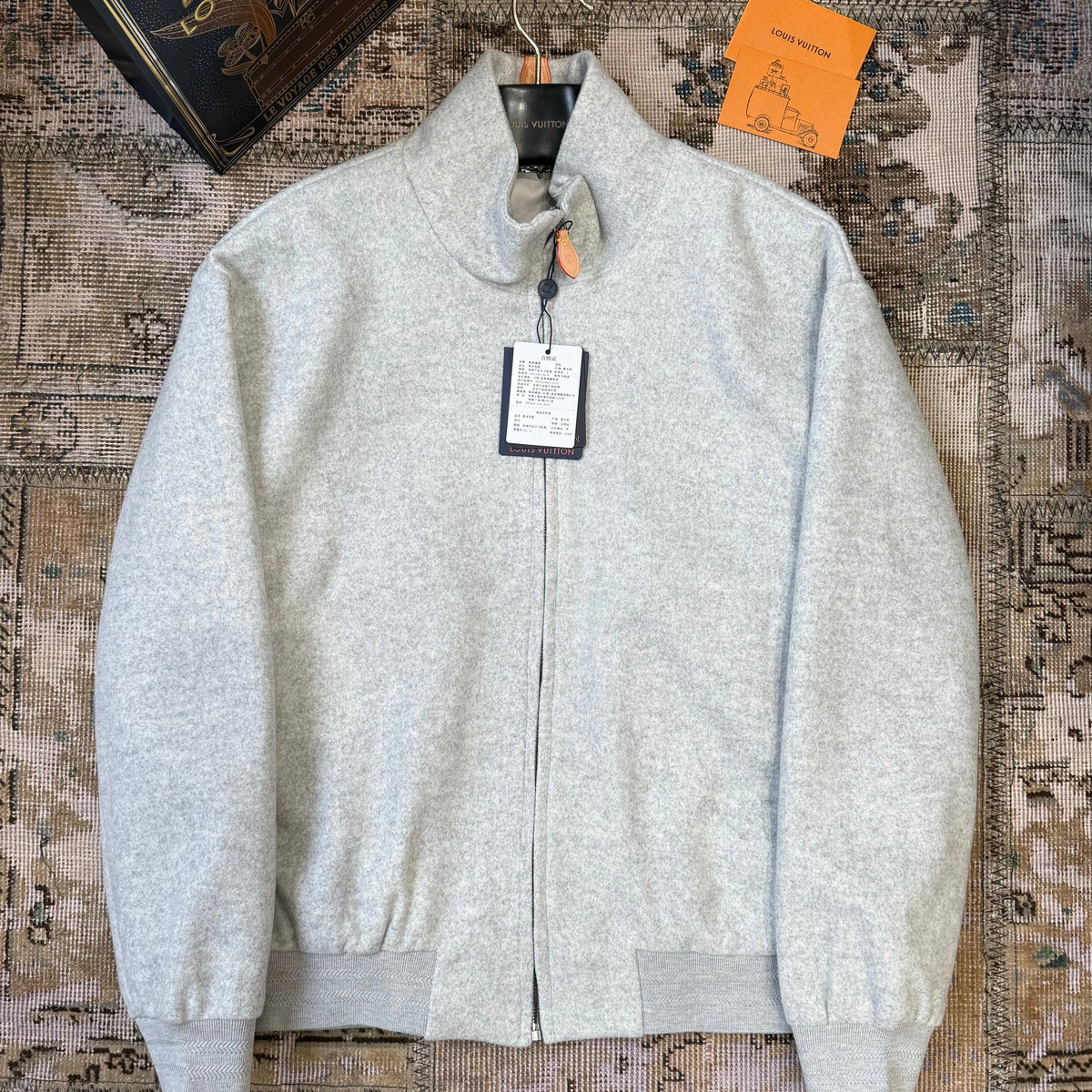 LOU JACKET