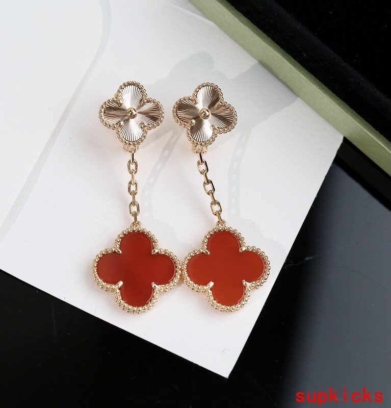 Van Cleef & Arples Jewelry