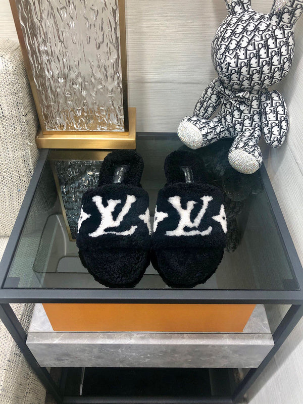 Louis Vuittion Luxury Shoes
