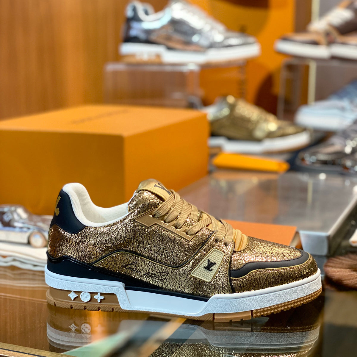 LOU TRAINERS