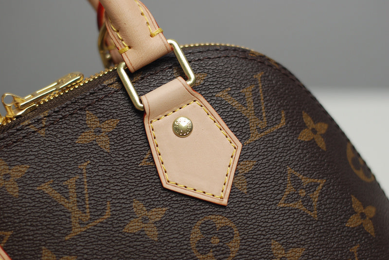 I W Fashion Lu-Vi bags - 8260