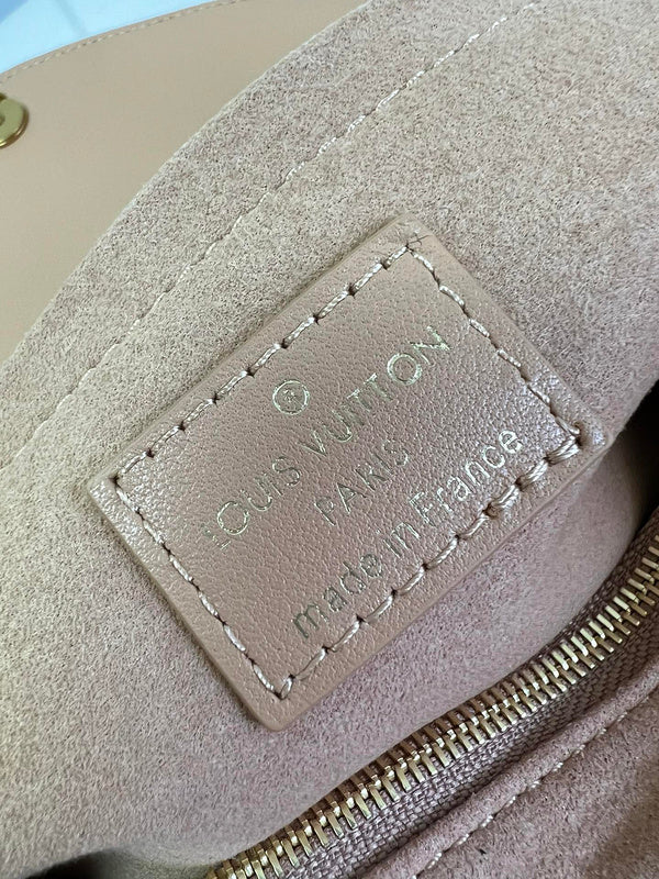 I W Fashion Lu-Vi bags - 16992