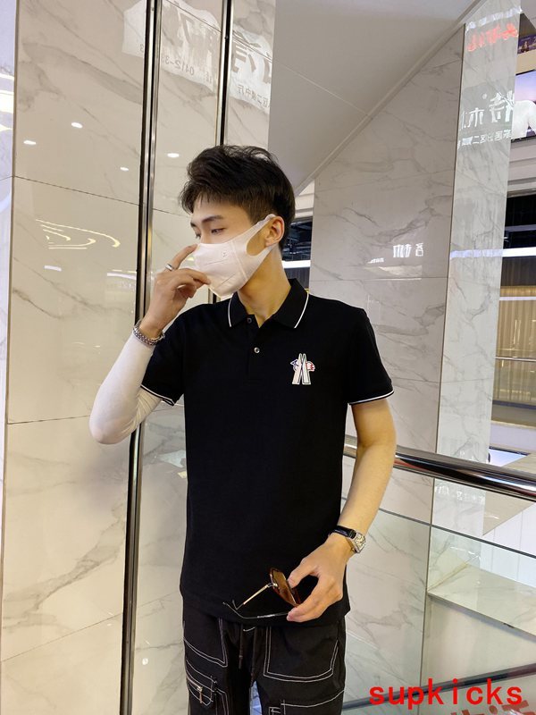 Moncler Luxury Cloth