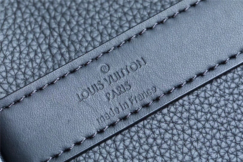 I W Fashion Lu-Vi bags - 11187