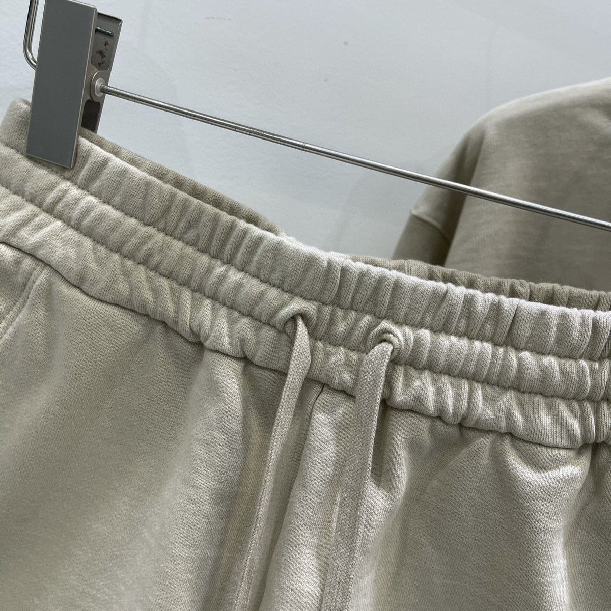 MIU M SWEATSHIRT