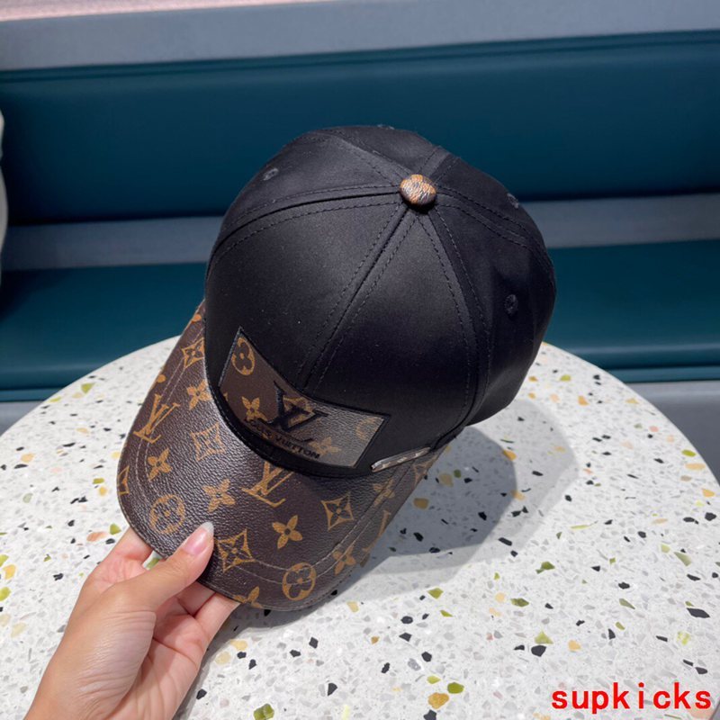 Louis Vuitton Luxury Cap